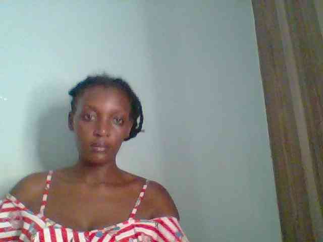 Chocolate-saucy webcam