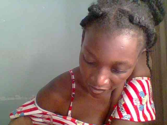 Chocolate-saucy webcam