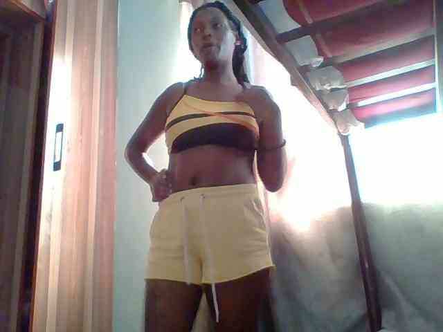 Chocolate-saucy webcam