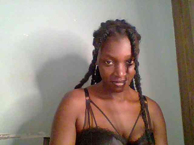 Chocolate-saucy webcam