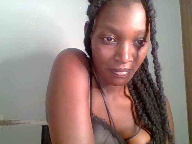 Chocolate-saucy webcam