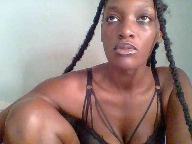 Chocolate-saucy webcam