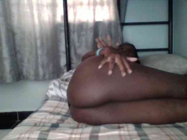 Chocolate-saucy webcam