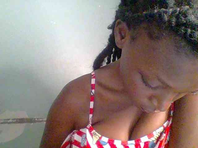 Chocolate-saucy webcam