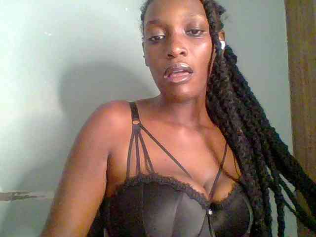 Chocolate-saucy webcam