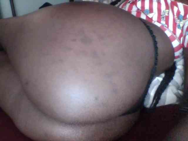 Chocolate-saucy webcam