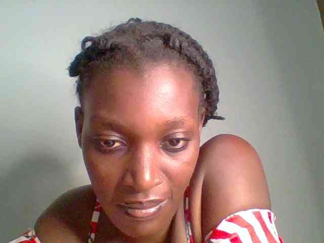 Chocolate-saucy webcam