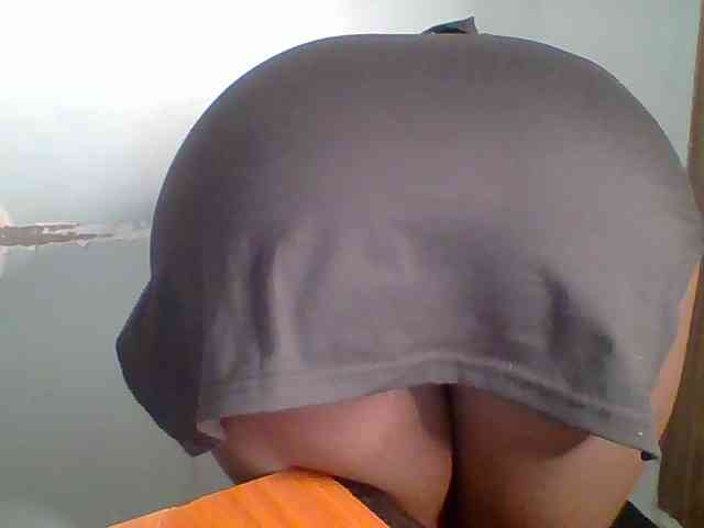 Chocolate-saucy webcam