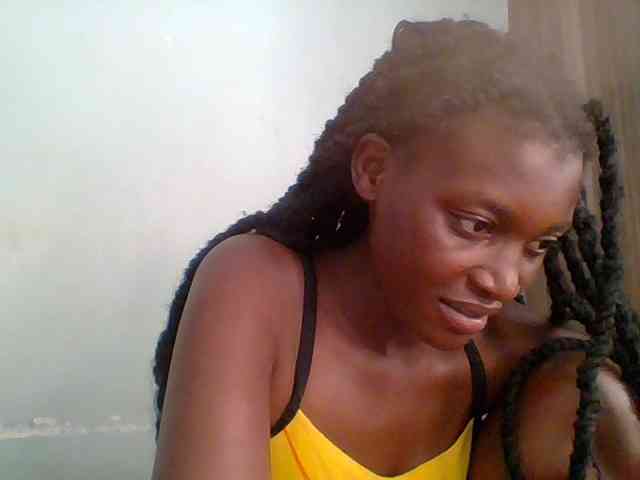 Chocolate-saucy webcam