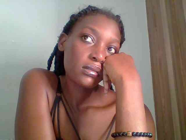 Chocolate-saucy webcam