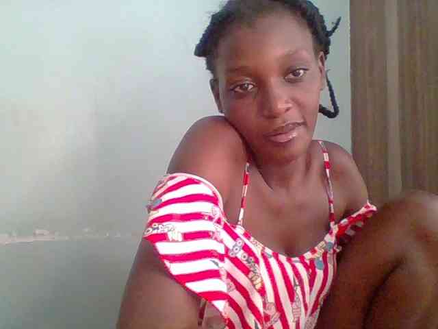 Chocolate-saucy webcam