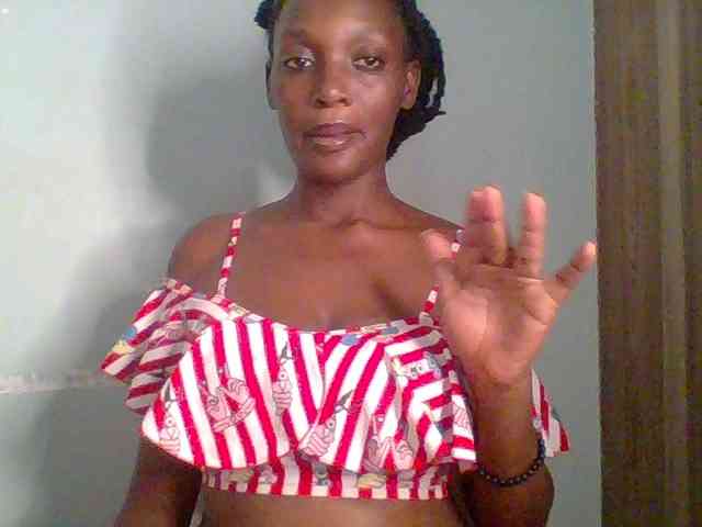 Chocolate-saucy webcam