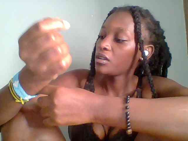 Chocolate-saucy webcam