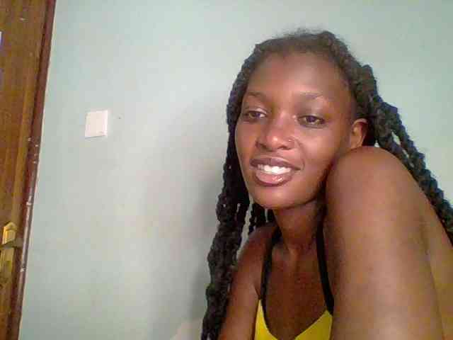 Chocolate-saucy webcam