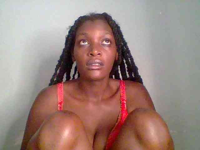 Chocolate-saucy webcam