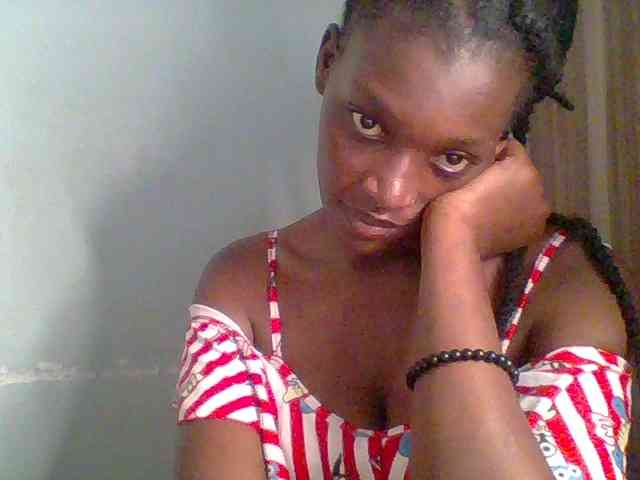 Chocolate-saucy webcam