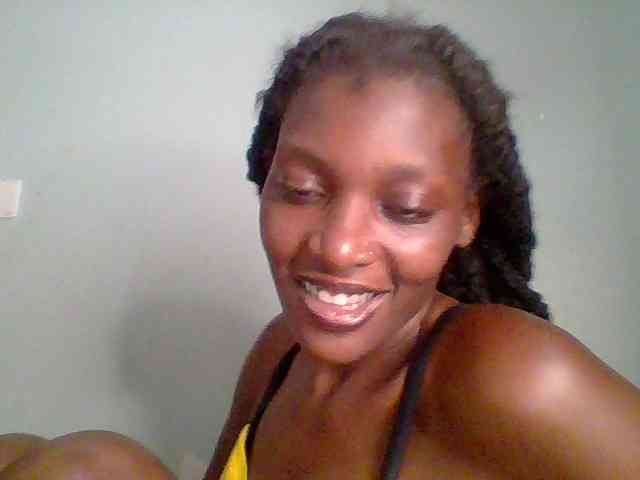 Chocolate-saucy webcam