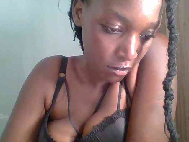 Chocolate-saucy webcam