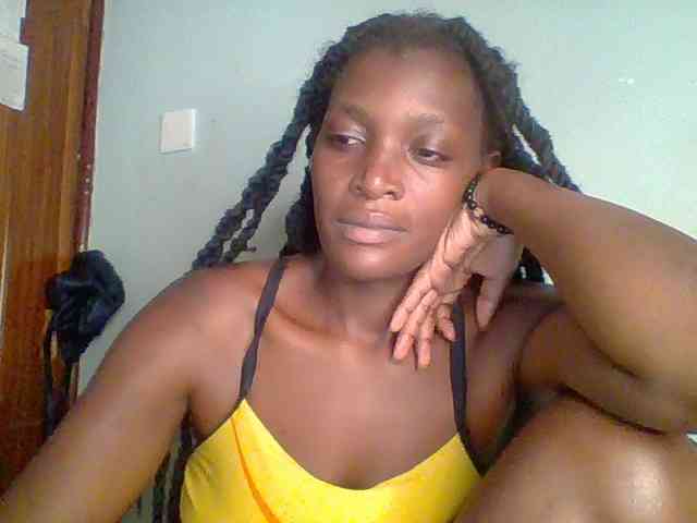 Chocolate-saucy webcam