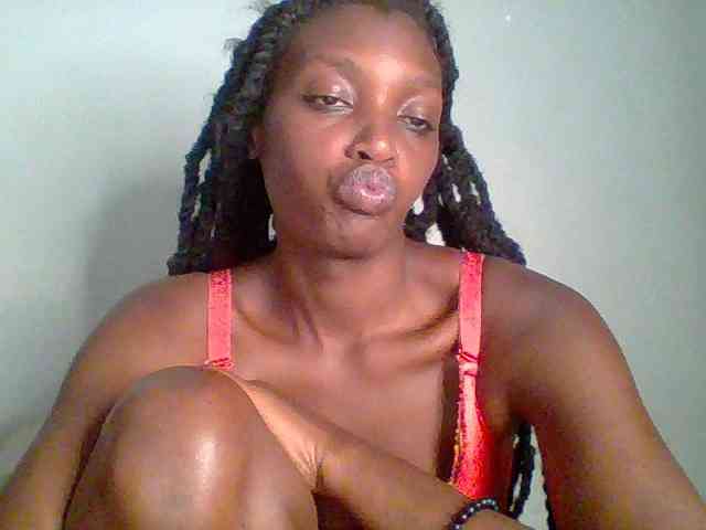 Chocolate-saucy webcam