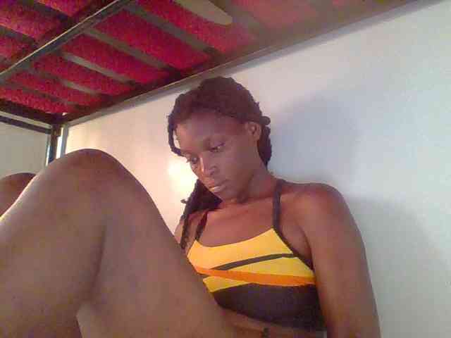 Chocolate-saucy webcam