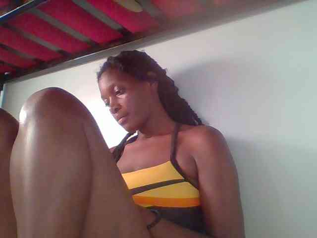 Chocolate-saucy webcam