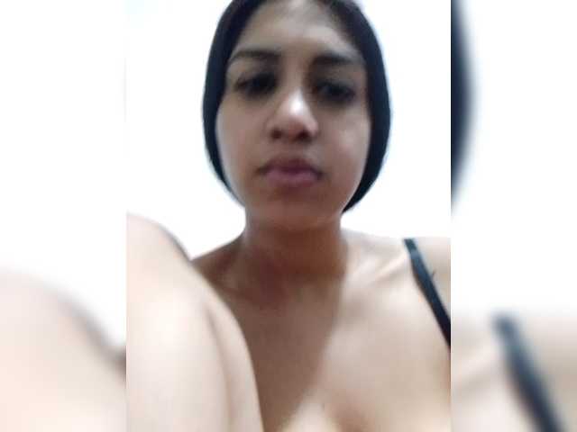 TUCHICA26's BongaCams show and profile