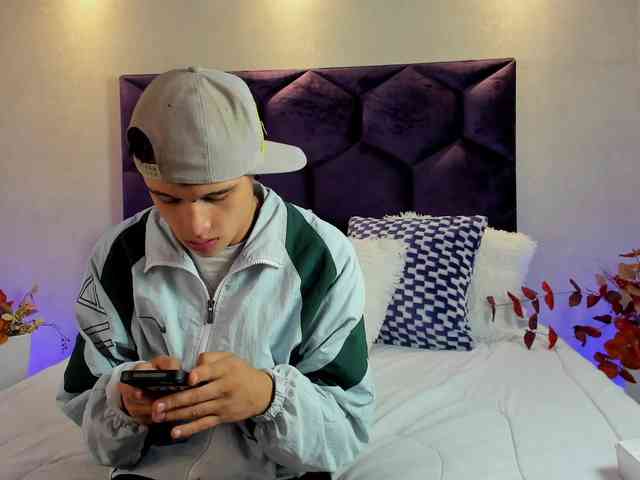 Dominike Dominike