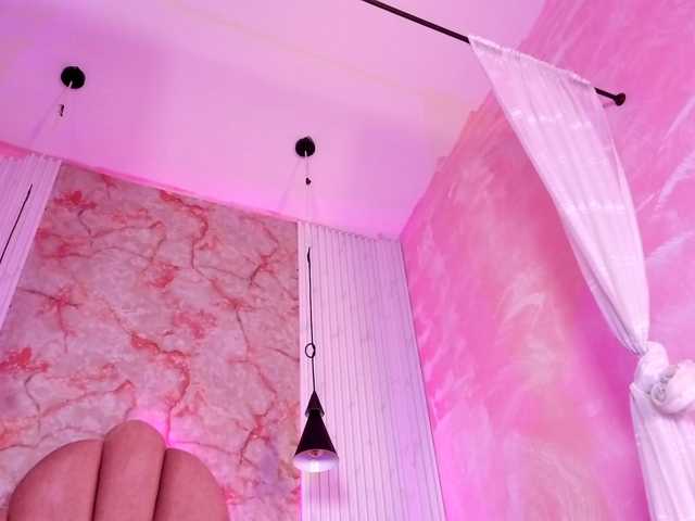 Sofi-Thomas live cam on BongaCams