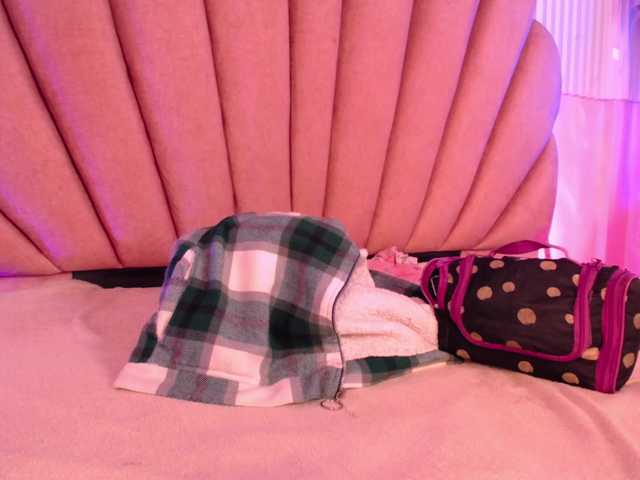 Sofi-Thomas live cam on BongaCams