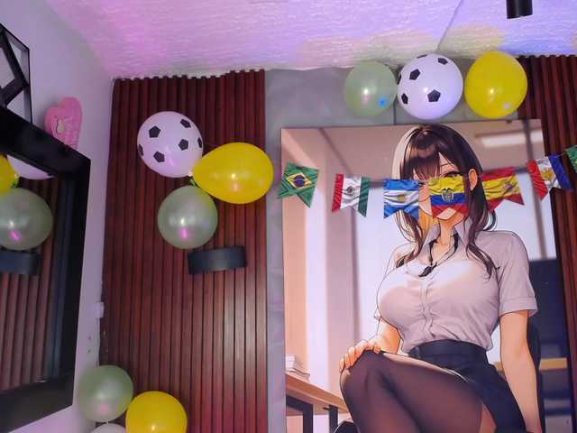 Sofi-Thomas live cam on BongaCams
