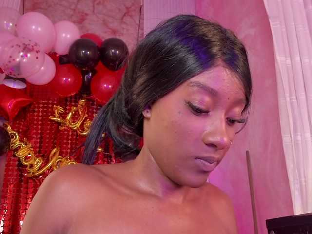 Sofi-Thomas live cam on BongaCams