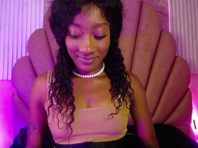 Sofi-Thomas live cam on UnifiedCams