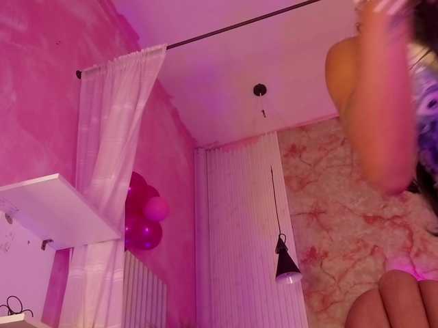 Sofi-Thomas live cam on BongaCams