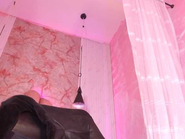Sofi-Thomas live cam on BongaCams