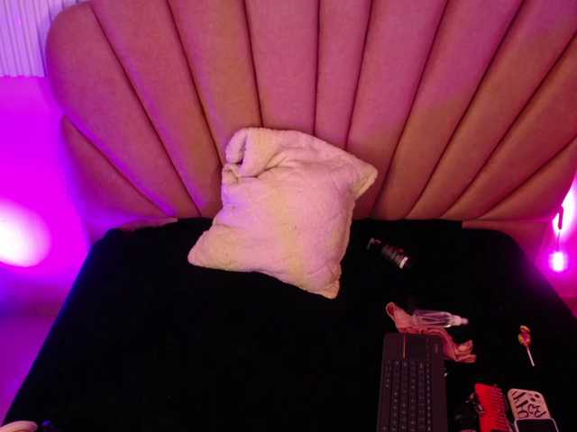 Sofi-Thomas live cam on BongaCams