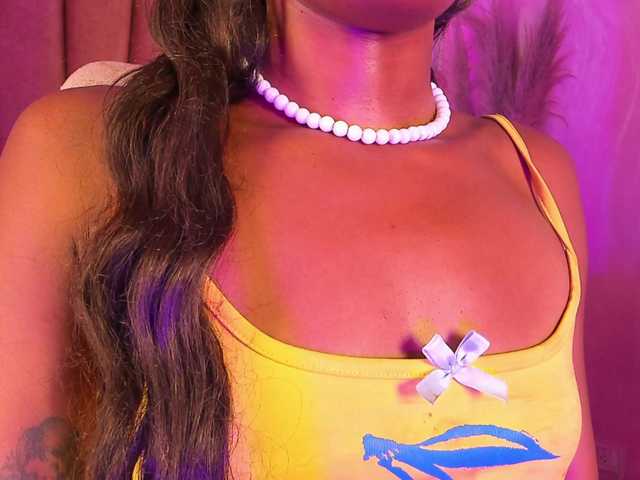 Sofi-Thomas live cam on BongaCams