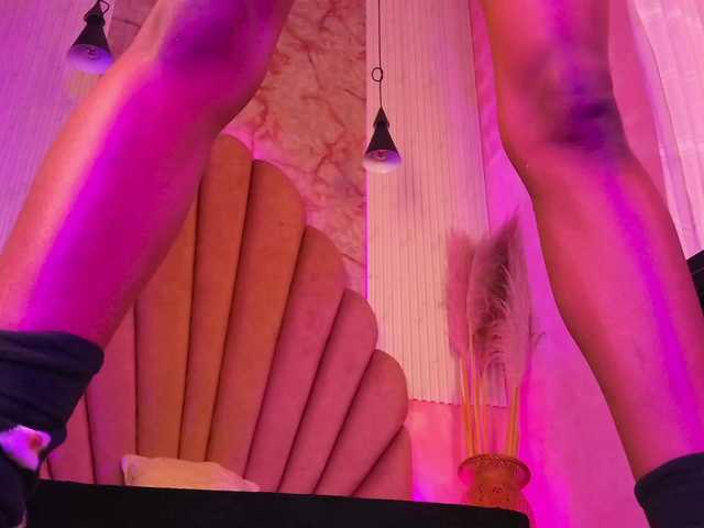 Sofi-Thomas live cam on BongaCams