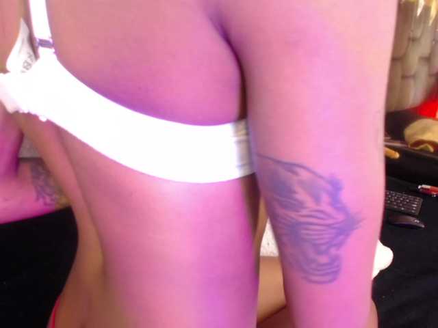 Sofi-Thomas live cam on BongaCams
