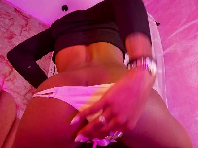 Sofi-Thomas live cam on BongaCams