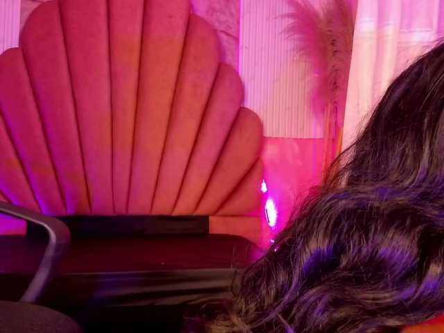 Sofi-Thomas live cam on BongaCams