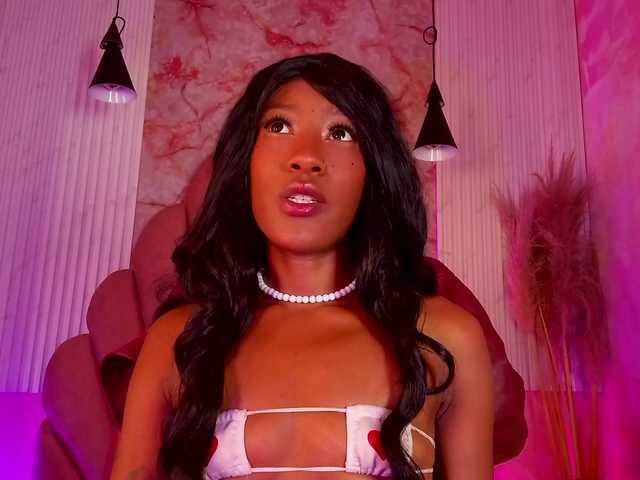 Sofi-Thomas live cam on BongaCams