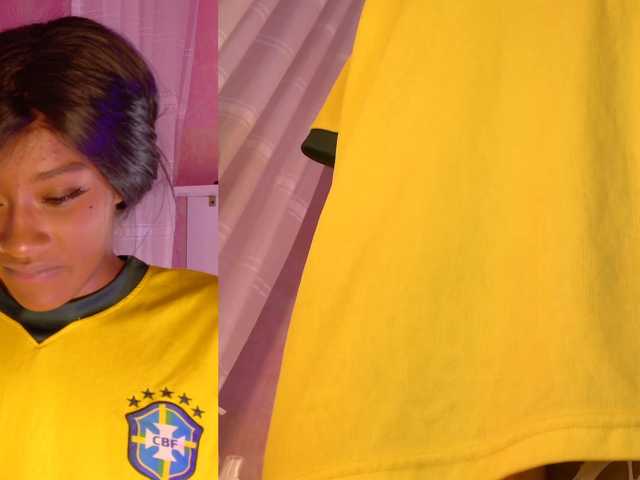 Sofi-Thomas live cam on BongaCams