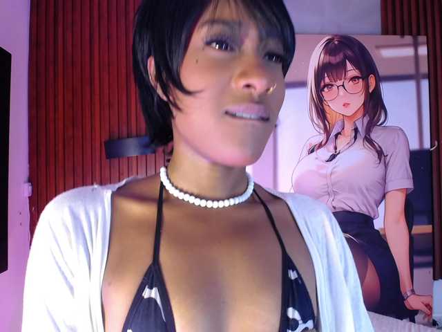 Sofi-Thomas live cam on BongaCams