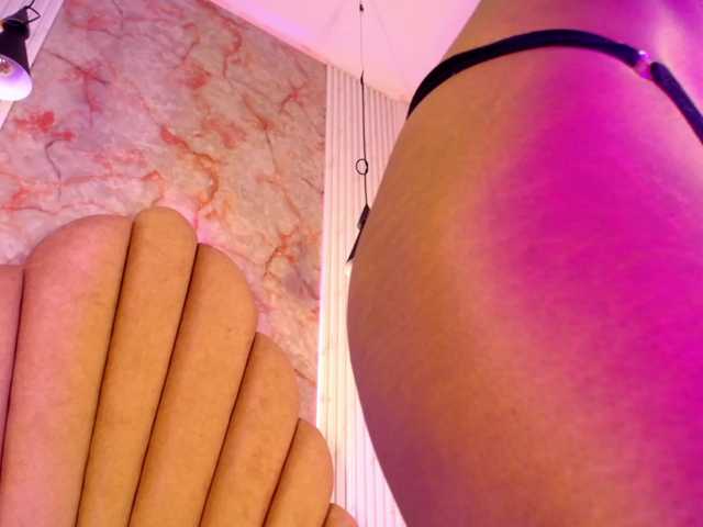 Sofi-Thomas live webcam show