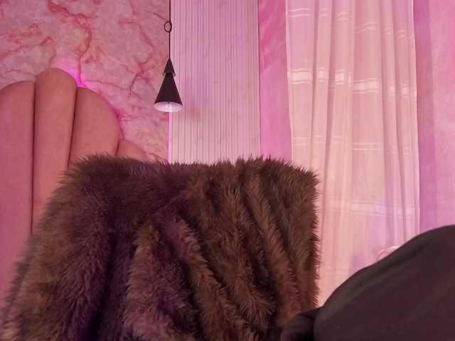 Sofi-Thomas live cam on BongaCams