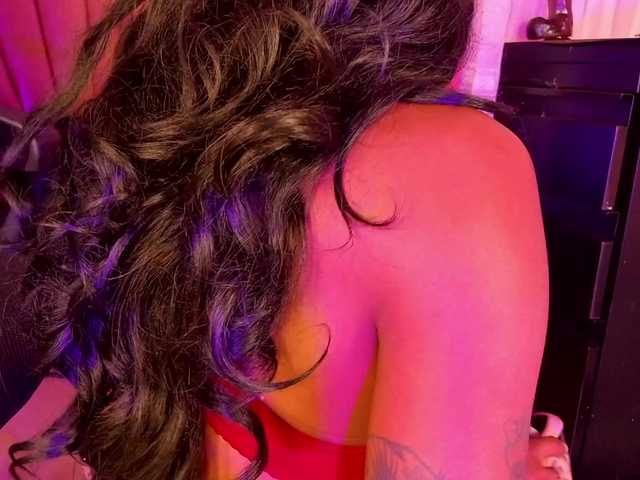 Sofi-Thomas live cam on BongaCams