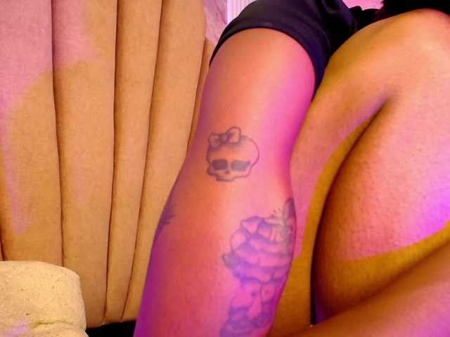 Sofi-Thomas live cam on BongaCams