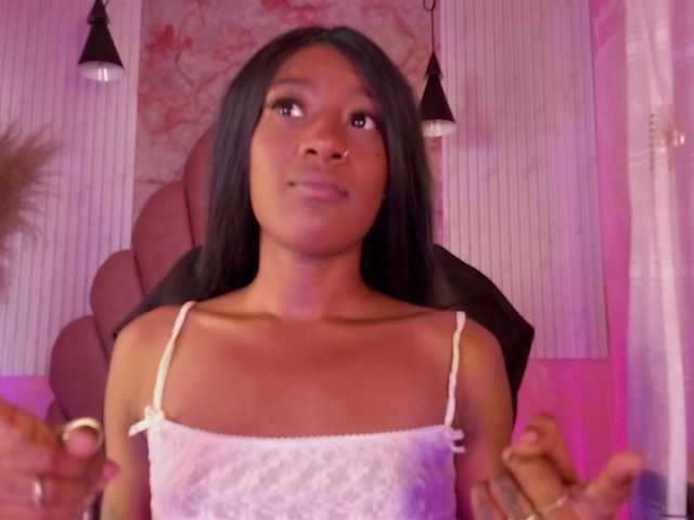 Sofi-Thomas live cam on BongaCams