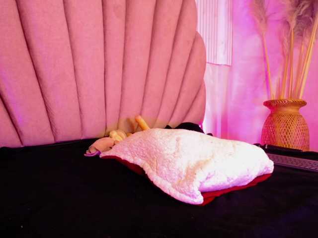Sofi-Thomas live cam on BongaCams